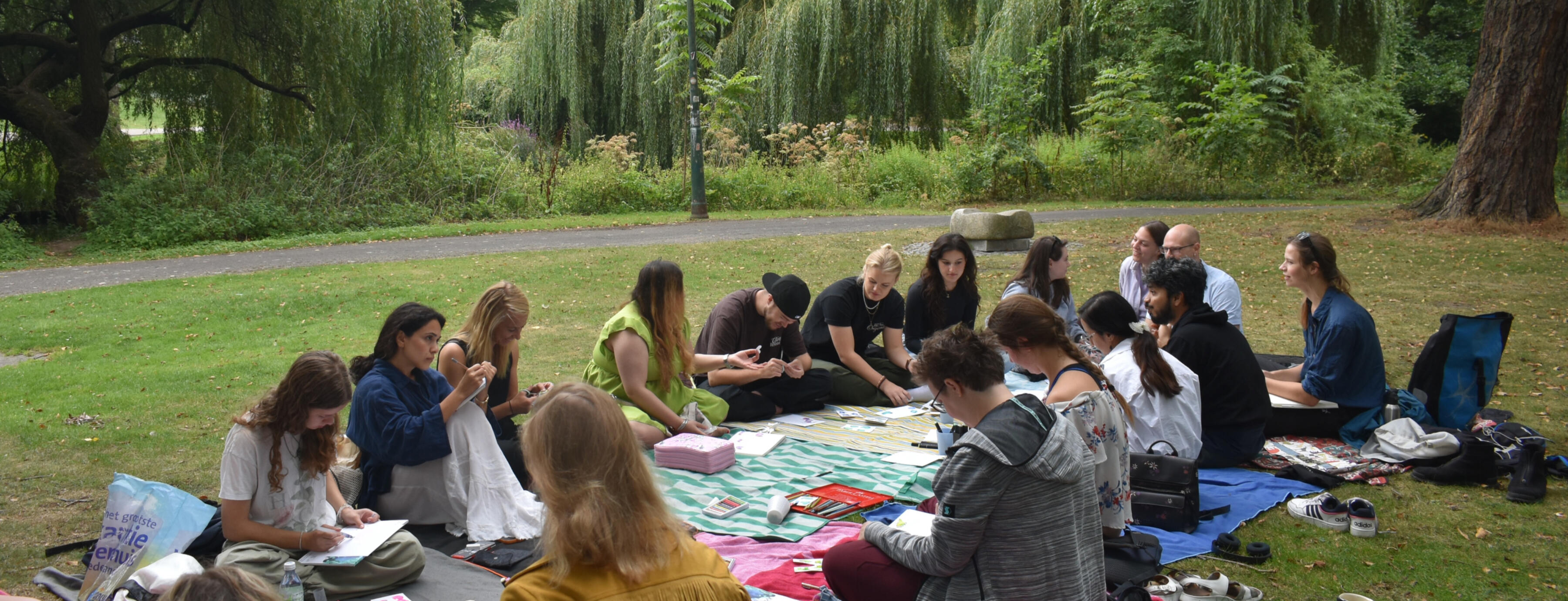 Painthouse picnic drawing meetup